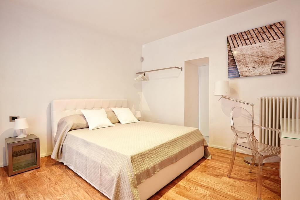 Suite Home Moncada Palermo Pokój zdjęcie
