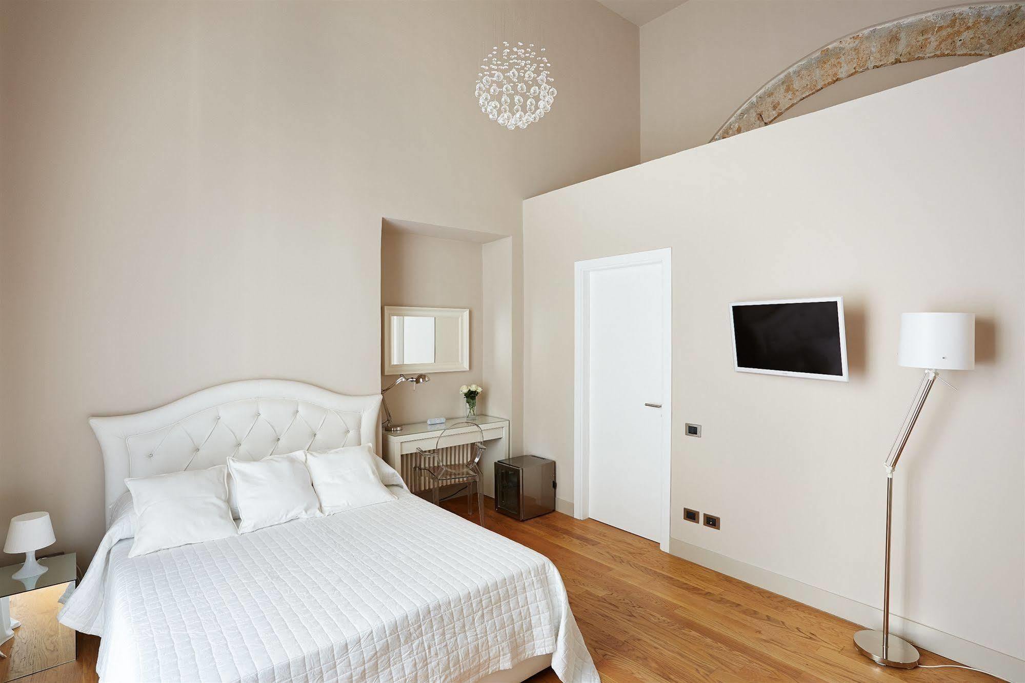 Suite Home Moncada Palermo Zewnętrze zdjęcie