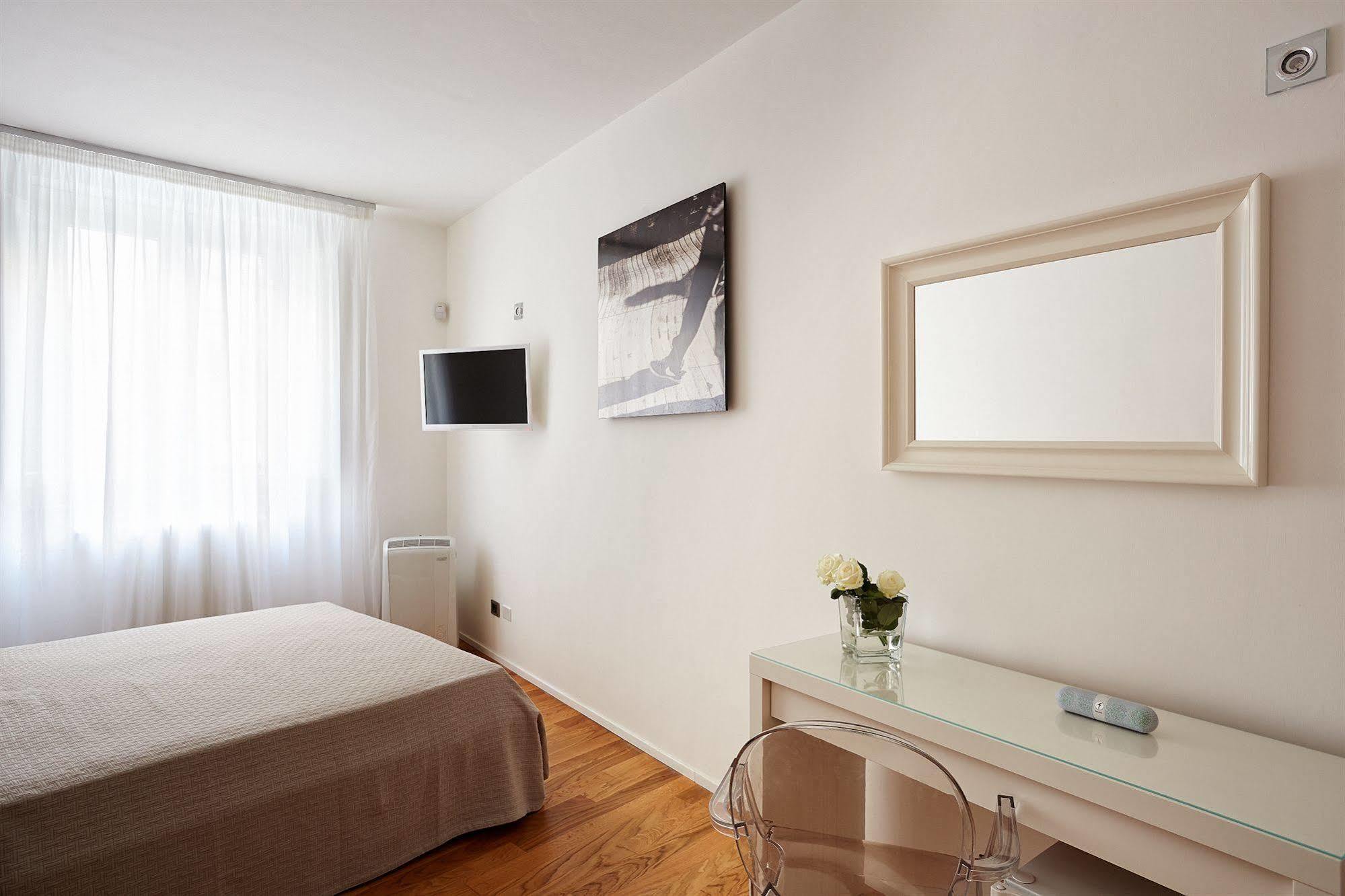 Suite Home Moncada Palermo Zewnętrze zdjęcie